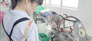 11年專注于鋰電池和配套產(chǎn)品的研發(fā)、生產(chǎn)、銷售